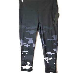 Mono B  Womens Capri Leggings Sz XL High-Waisted Camo Print NWT
